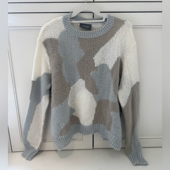 Wooden Ships Women’s Colorblock Sweater in Blue, White, and Grey Camo s/m - Picture 1 of 7